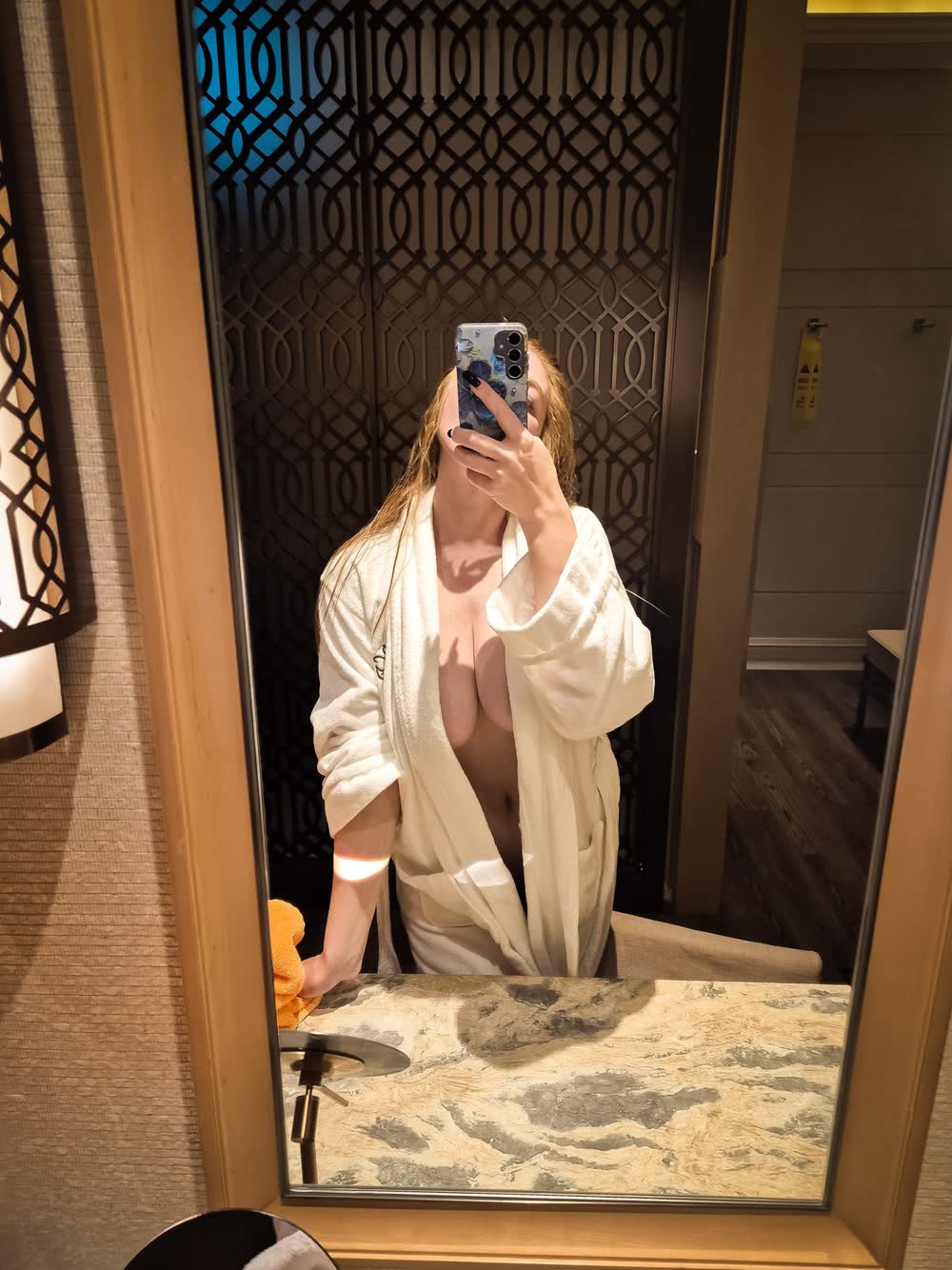 Travel companion escort in pune Carina Lime