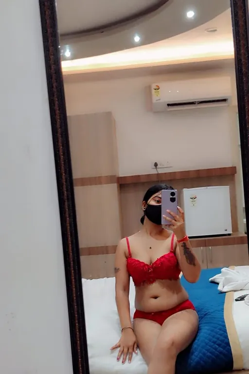 Nishaa, 23, escort in Magarpatta, Pune